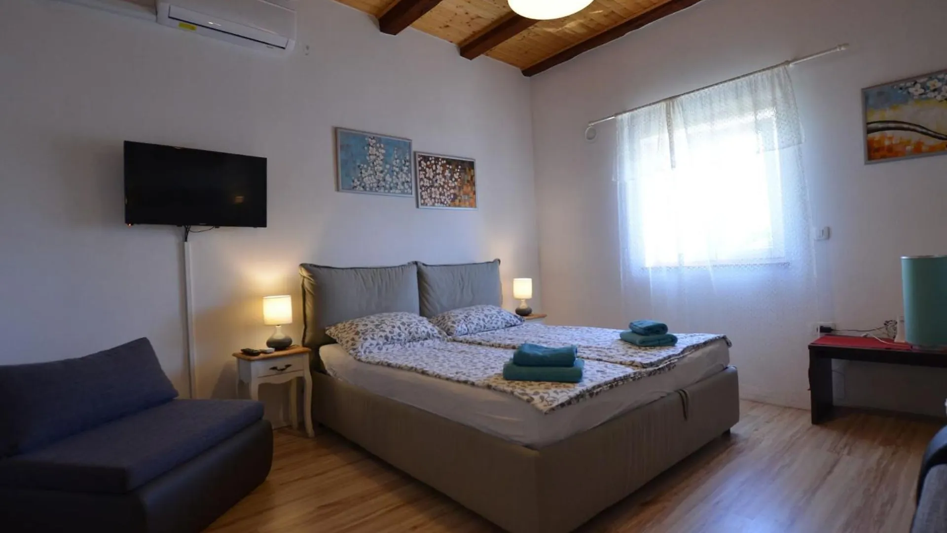 Tranquil Rovinj Studio Apartments - Studio Apartment With Terrace